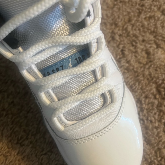 jordan 11 retro low legend blue size 3.5 youth - Picture 14 of 15